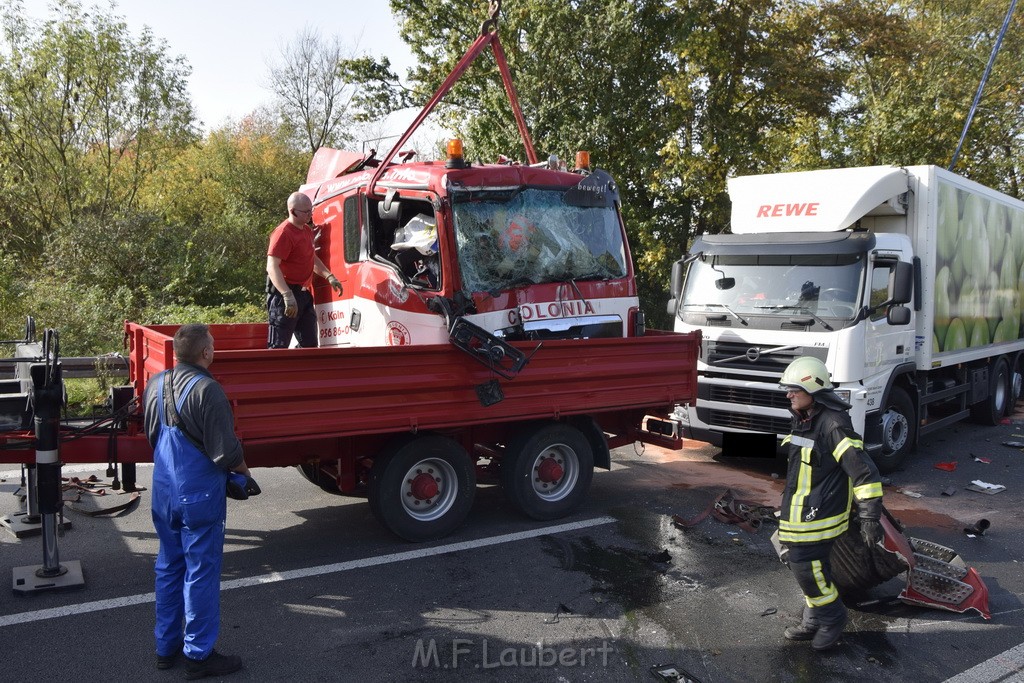 Schwerer VU PKlemm A 57 Rich Innenstadt Hoehe Koeln Chorweiler P137.JPG - Miklos Laubert